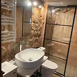 Aroma Avlis Apartamento